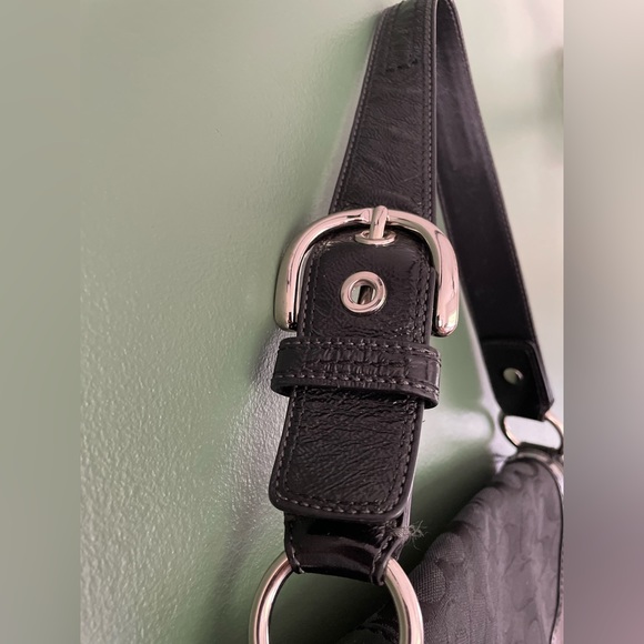 Black Coach Purse - Picture 6 of 6